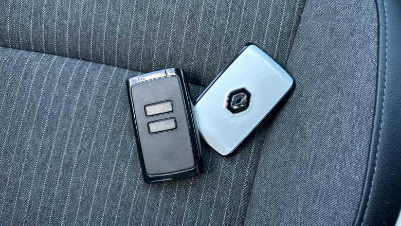 Renault Clio 1.6 E-TECH full hybrid 145 Techno 5dr Auto Hybrid Hatchback